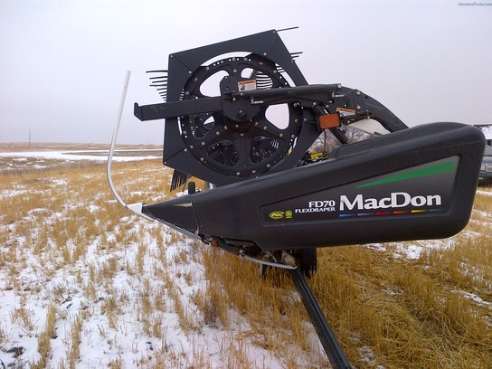 2010 Mac Don FD70
