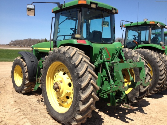 1997 John Deere 8100