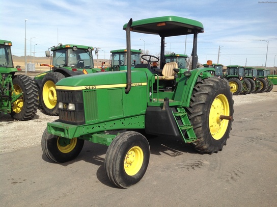 1998 John Deere 7405