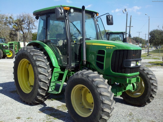 2009 John Deere 6115D