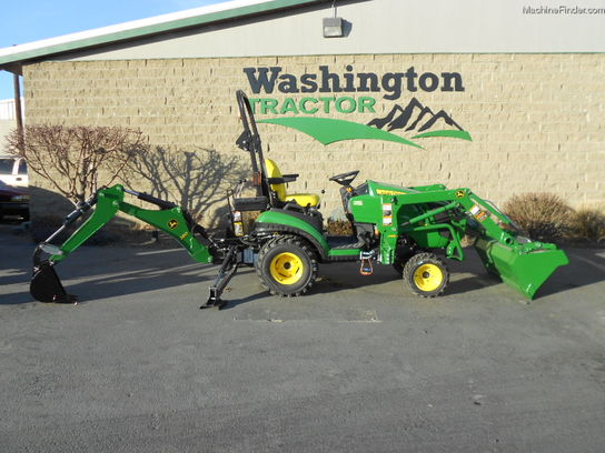2013 John Deere 1026R  TLB