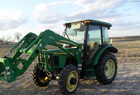 2004 John Deere 5220