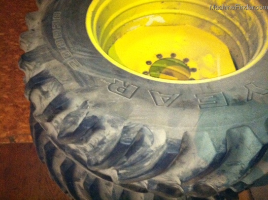  John Deere 20.8-38