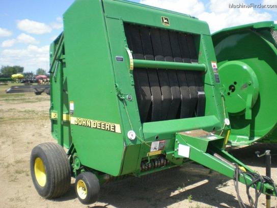 1998 John Deere 566