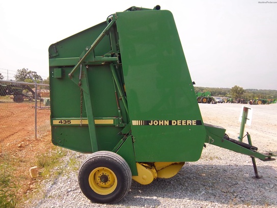 1992 John Deere 435