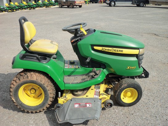  John Deere X540
