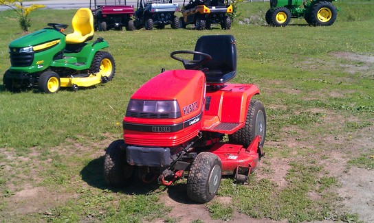  Kubota G2000