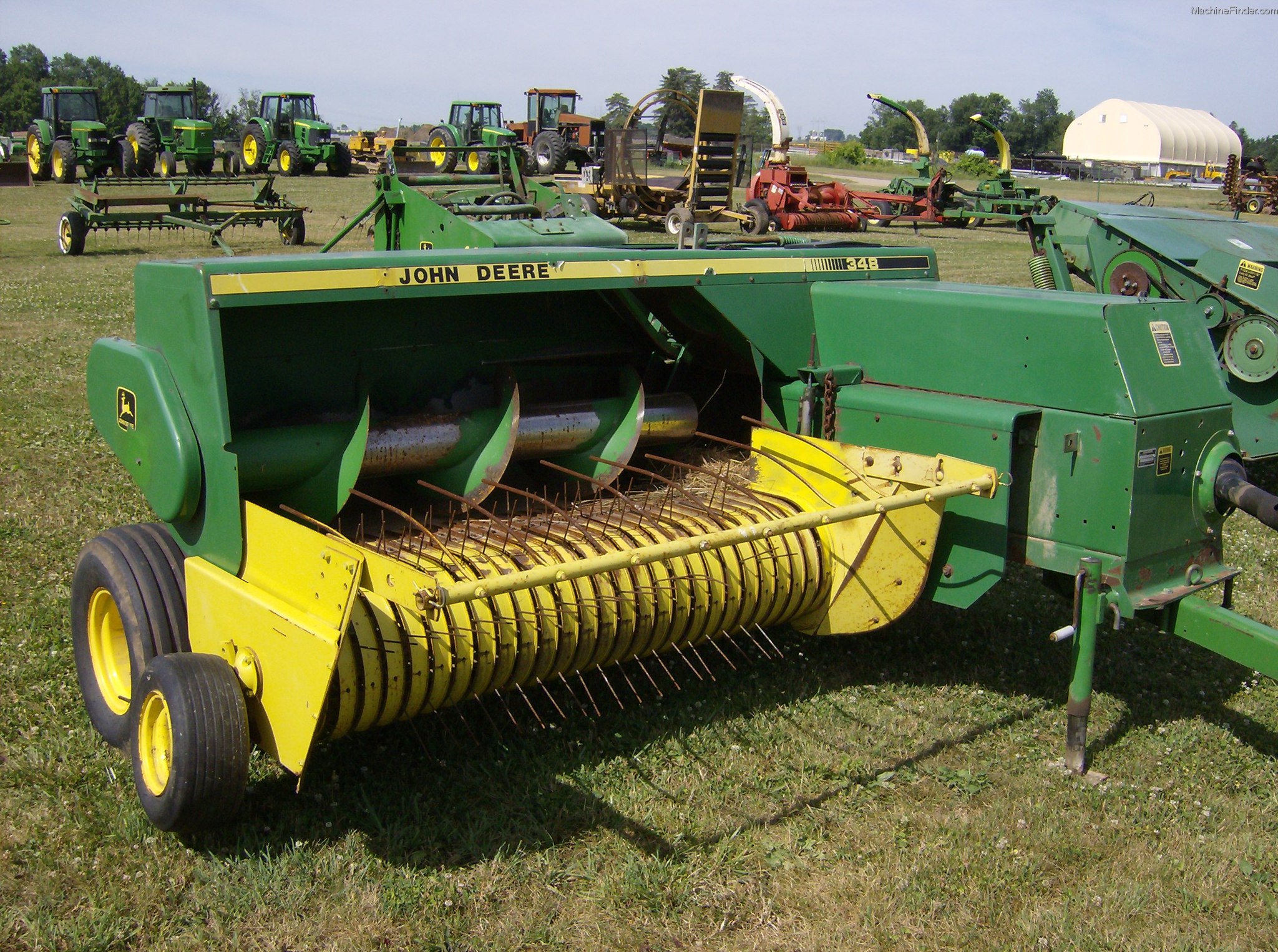 1990 John Deere 348/40 Hay Equipment Square Balers John Deere