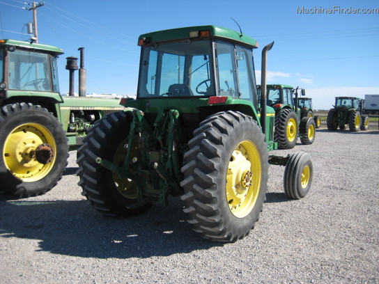 1998 John Deere 7410