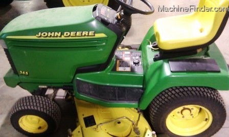 2000 John Deere 345