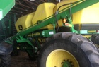 2003 John Deere 1820