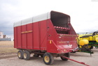  New Holland silage wagon