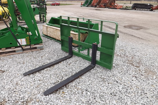 2012 MDS PALLET FORK