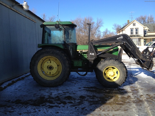 1987 John Deere 3150