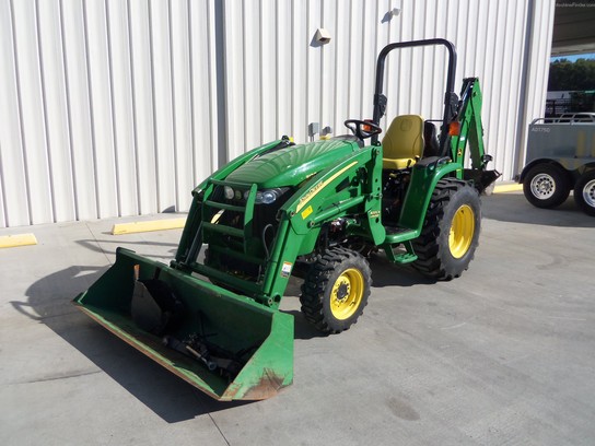 2004 John Deere 3120