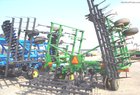 2004 John Deere 2210