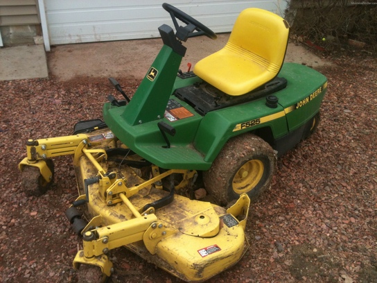 1999 John Deere F525