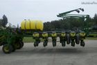 2004 John Deere 1770