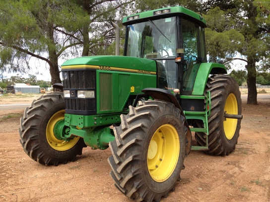 1995 John Deere 7800