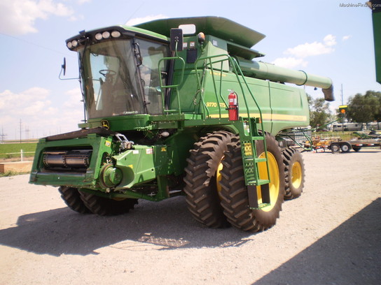 2011 John Deere 9770STS