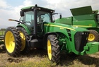 2010 John Deere 8225R