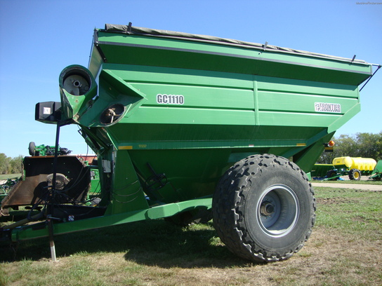 2003 Frontier GC1110