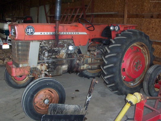 1966 Massey - Ferguson 165