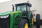 2011 John Deere 8260R