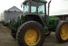 2000 John Deere 7410