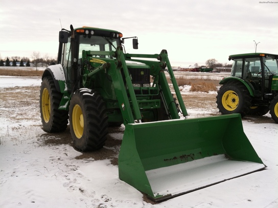 2005 John Deere 7420