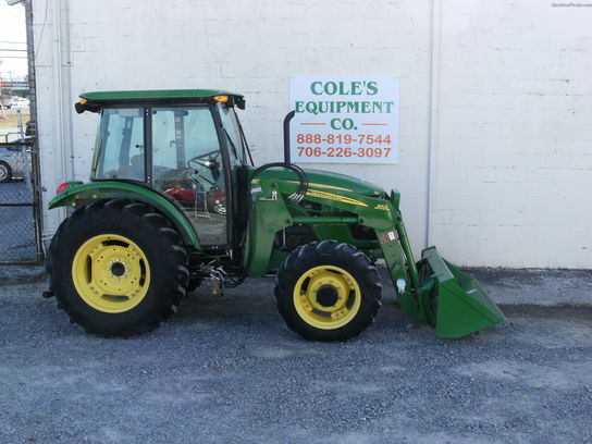 2011 John Deere 5083E