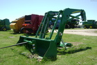 2010 John Deere 746