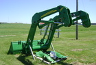 2010 John Deere 746