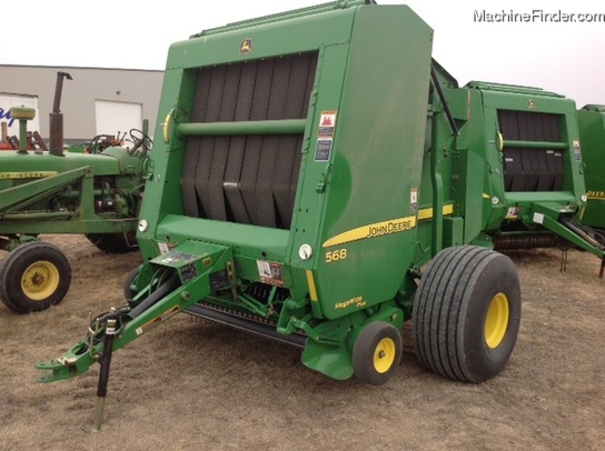 2010 John Deere 568