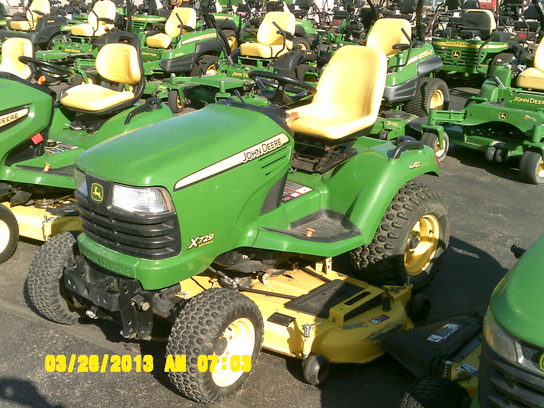 2009 John Deere X729