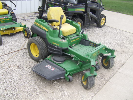  John Deere Z840A