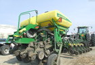 2010 John Deere 1770NT