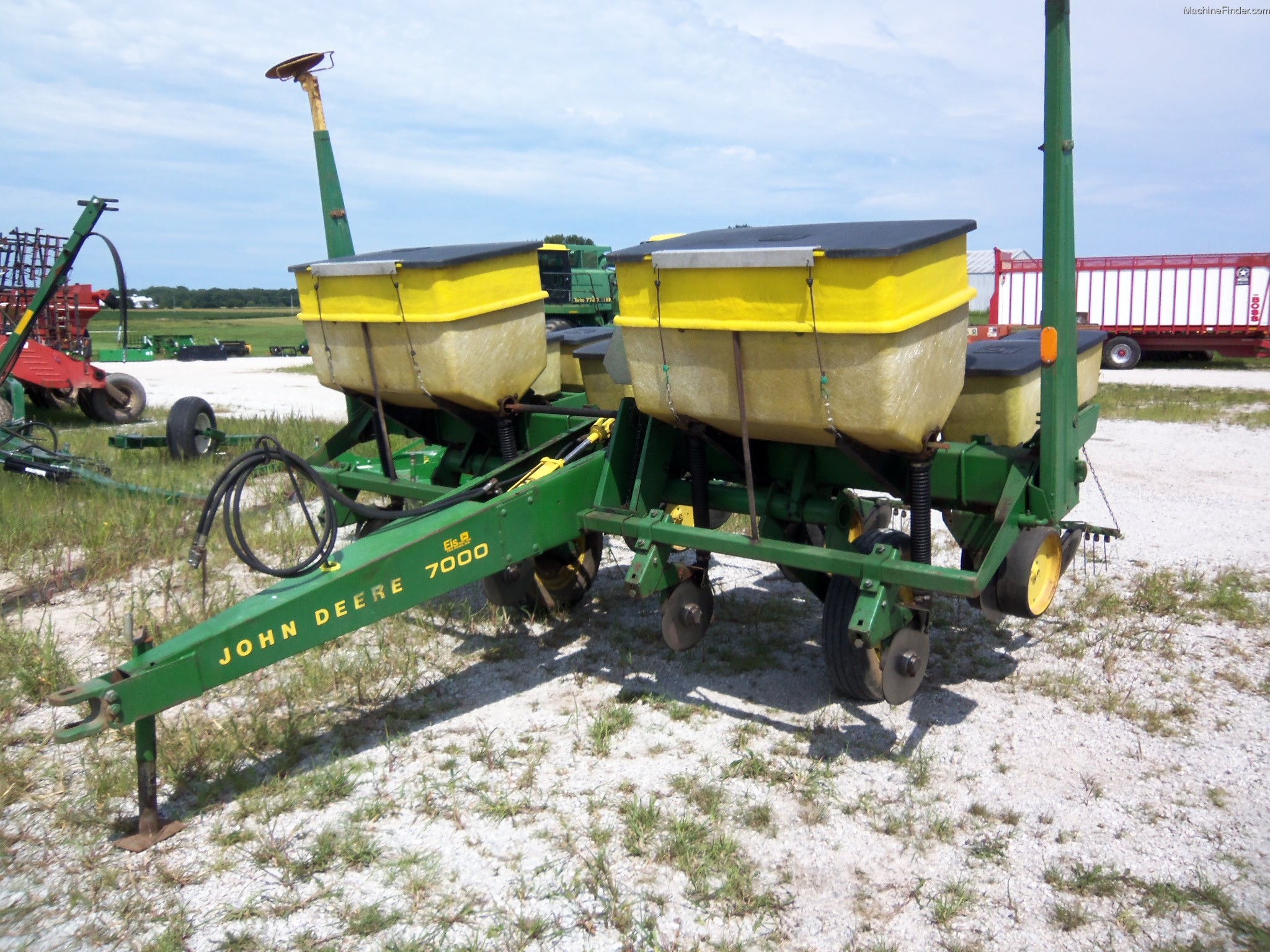 1984 John Deere 7000 Planting &amp; Seeding Planters John