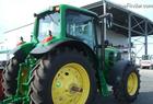 2011 John Deere 7330