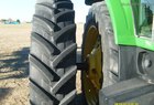 2004 John Deere 8320