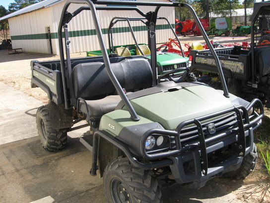 2010 John Deere XUV 625I OLIVE
