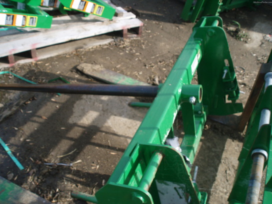2011 Frontier AB13D Heavy Tine Bale Spear