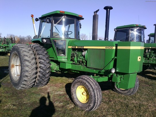1973 John Deere 4430
