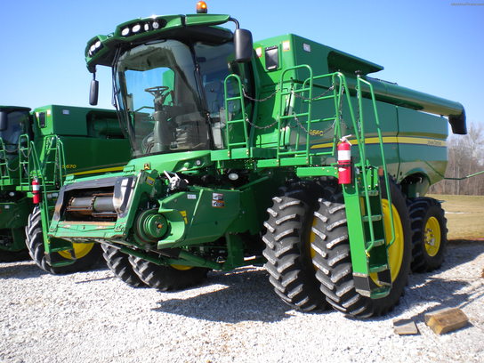 2012 John Deere S660