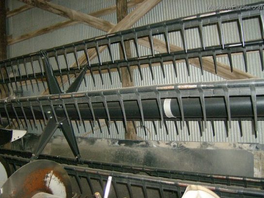 1999 Gleaner 800-20F