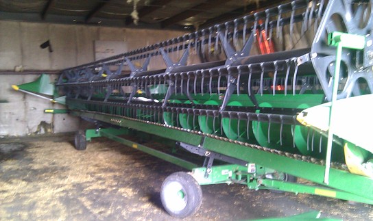 2010 John Deere 635F