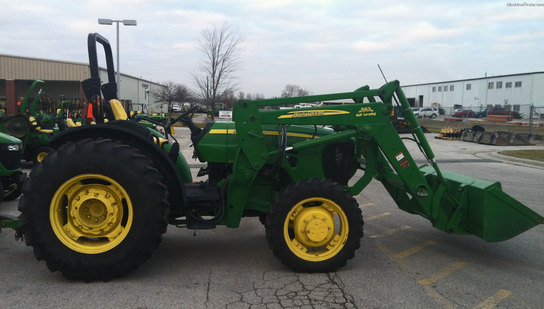 2009 John Deere 5065M