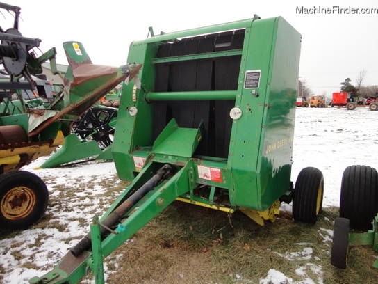  John Deere 335