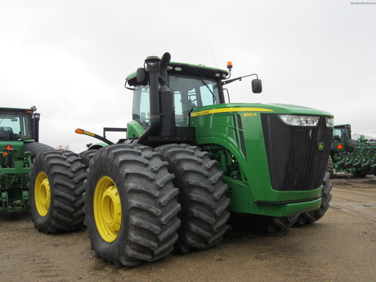 2012 John Deere 9560R