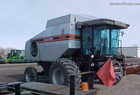 1997 Gleaner R62